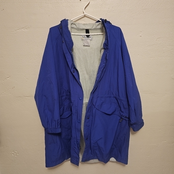 1990s L.L. Bean Stowaway Packable Jacket - Picture 3 of 12